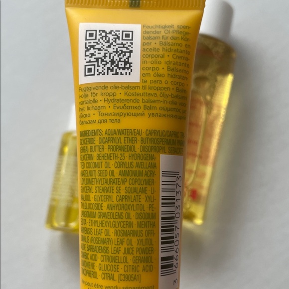 Set 3 Clarins Hydrating Toning Lotion, Hydrating Oil-Balm & Body Treatment Oil - Picture 3 of 5